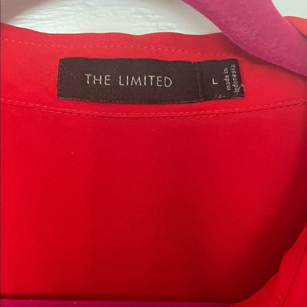 Red, button down blouse - Picture 2 of 4